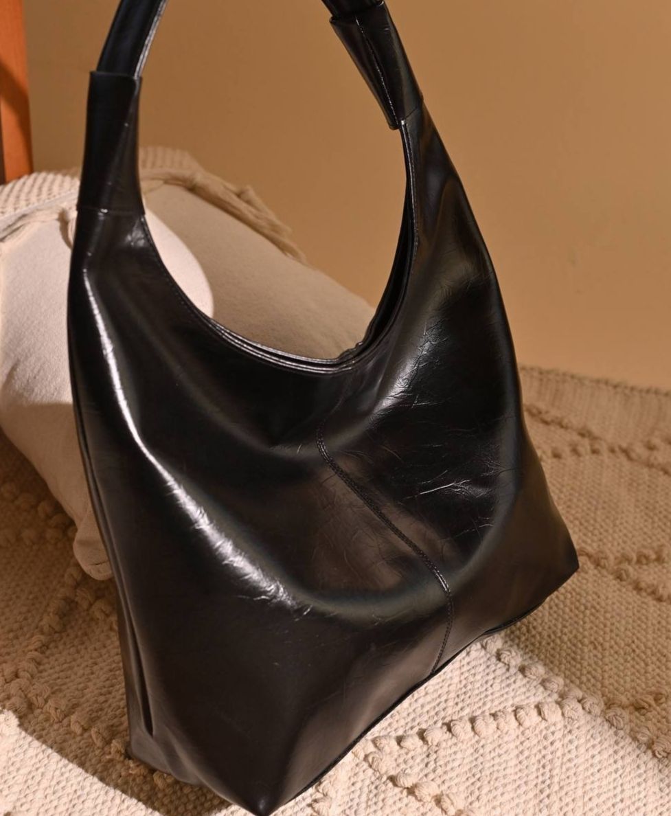 Noir Luna Hobo