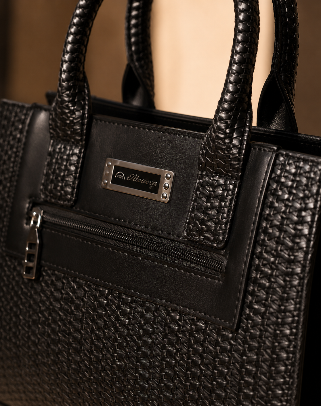 Noir Woven Executive
