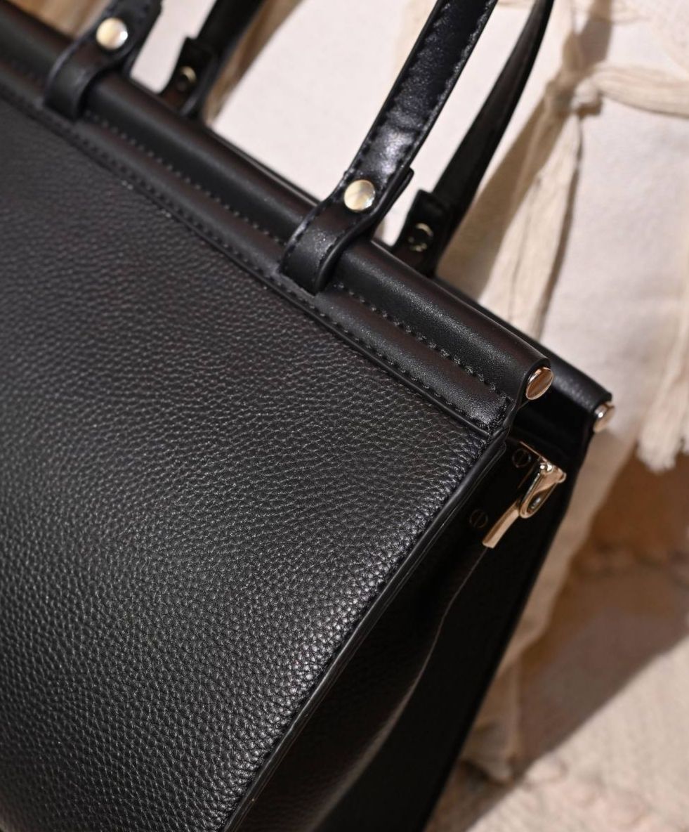 Noir Executive Tote