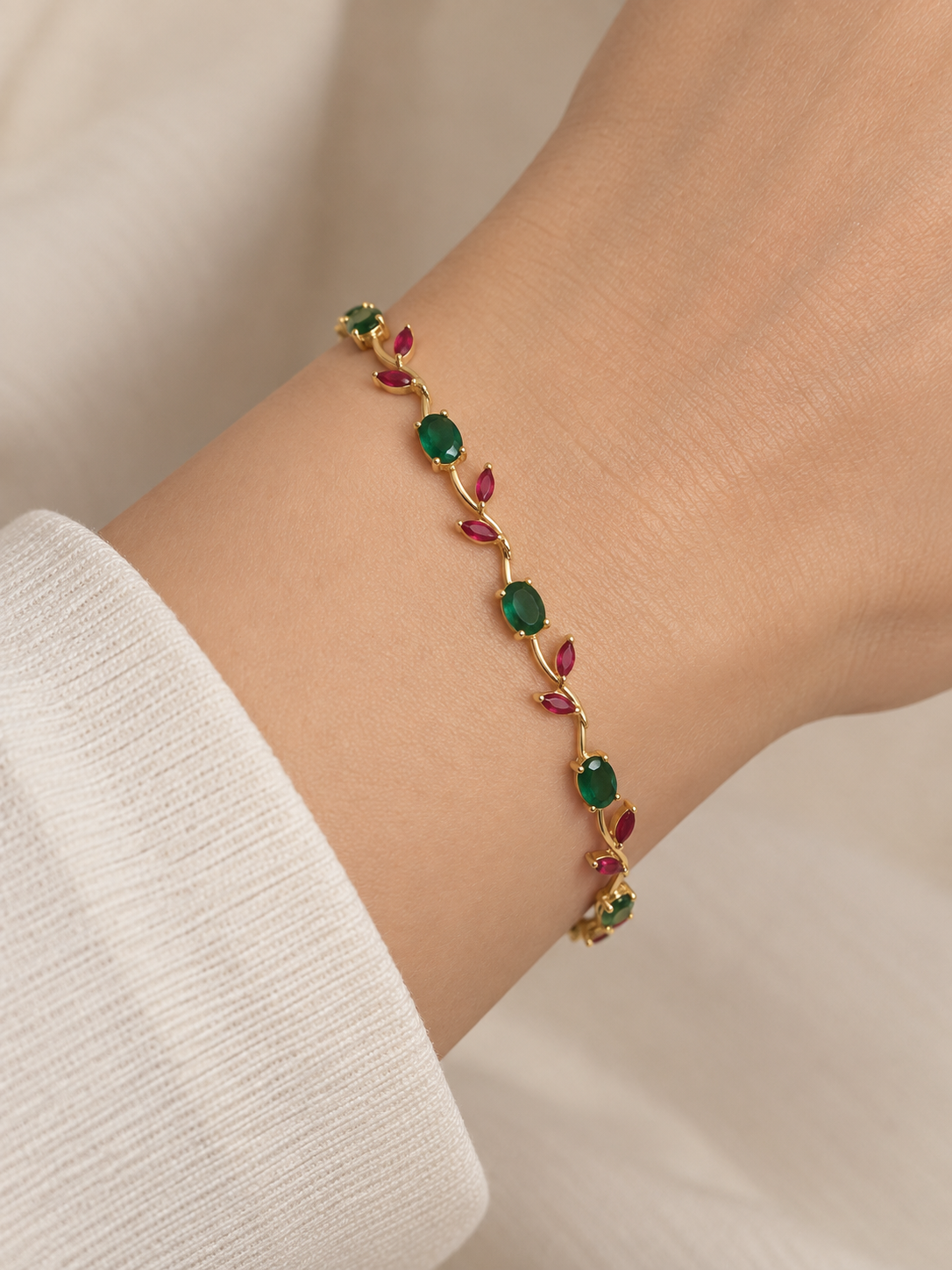 Emerald vine