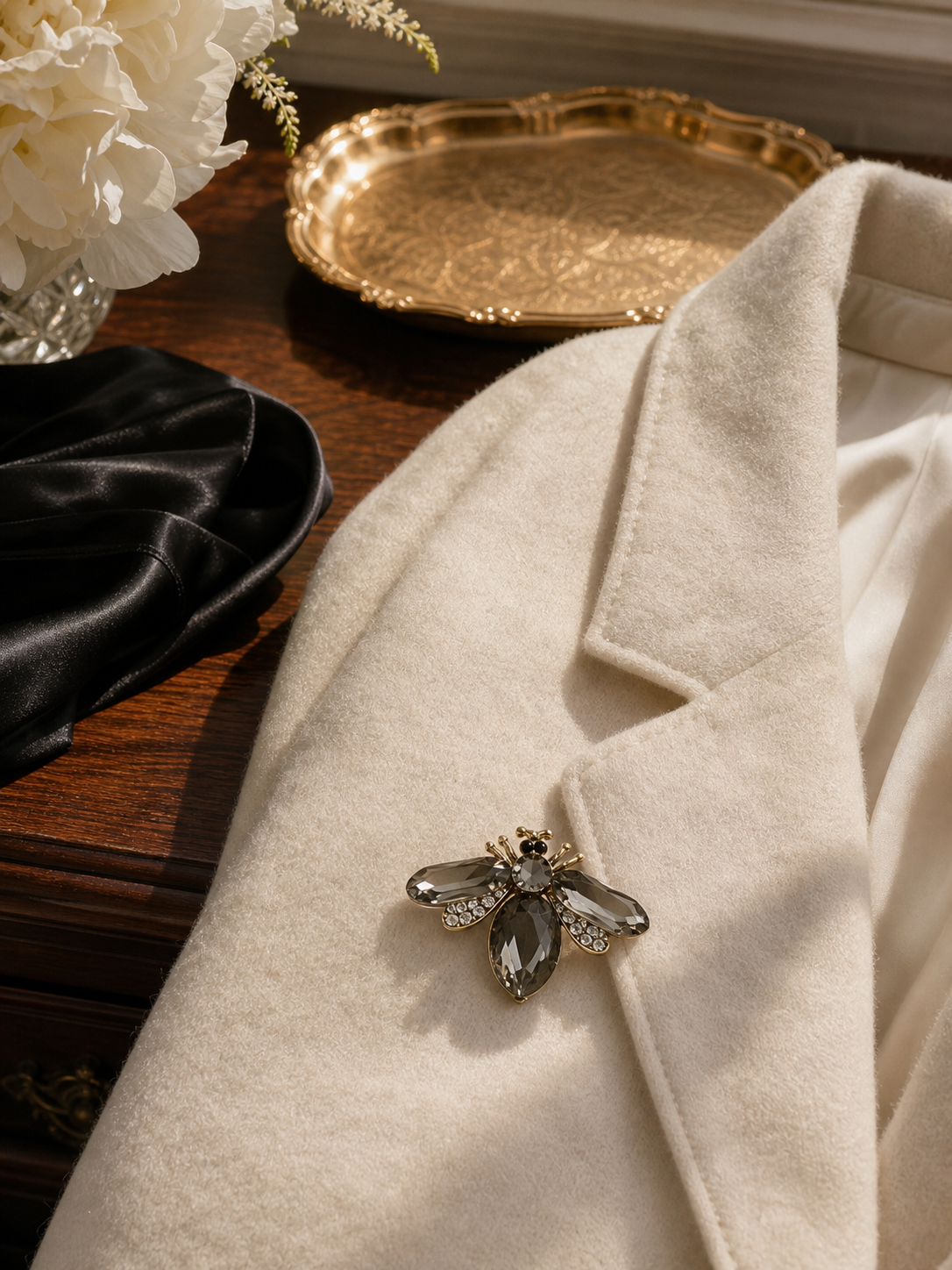 The Noir Smoke Bee Brooch
